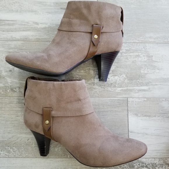 East 5th Shoes - East 5th Tan Suede Like Ankle Boots